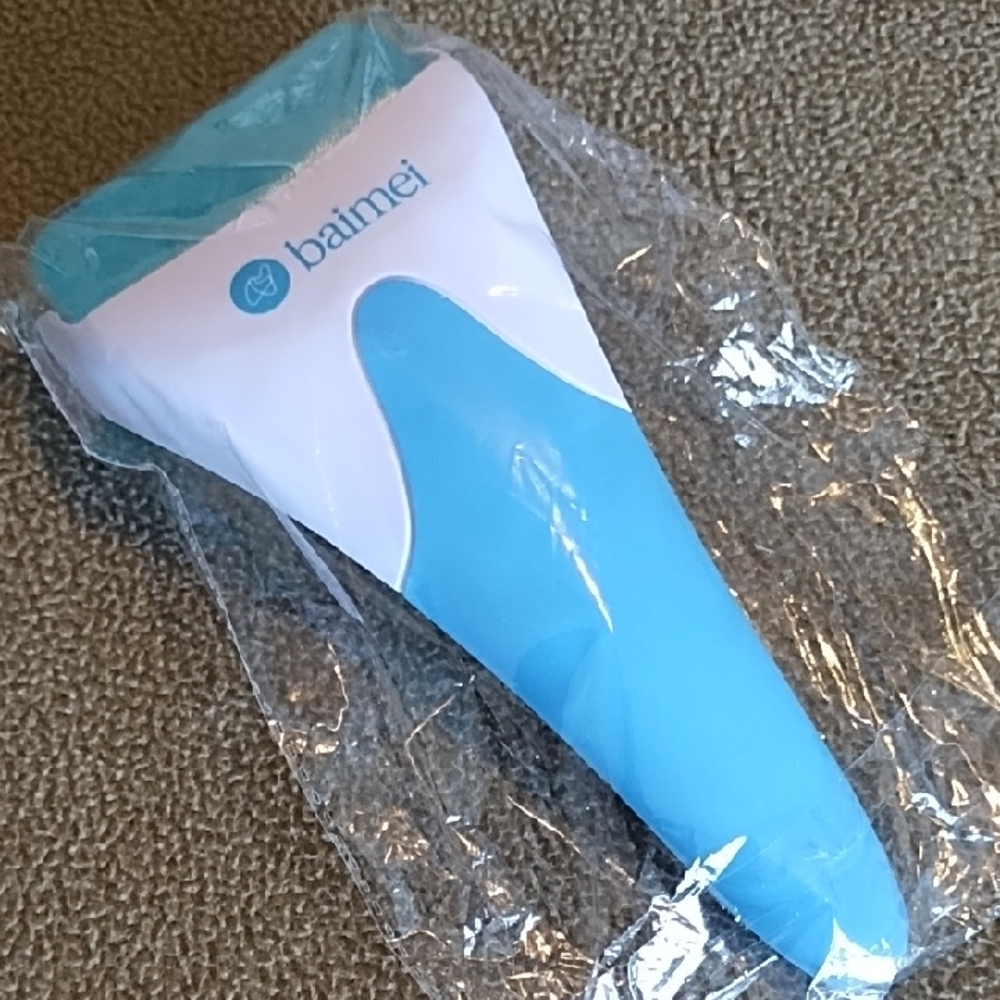 Baimei IcyMe Cryotherapy Ice Roller - Blue & White Facial Massager